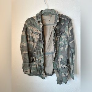 EUC Free People Jacket Camo -Sm